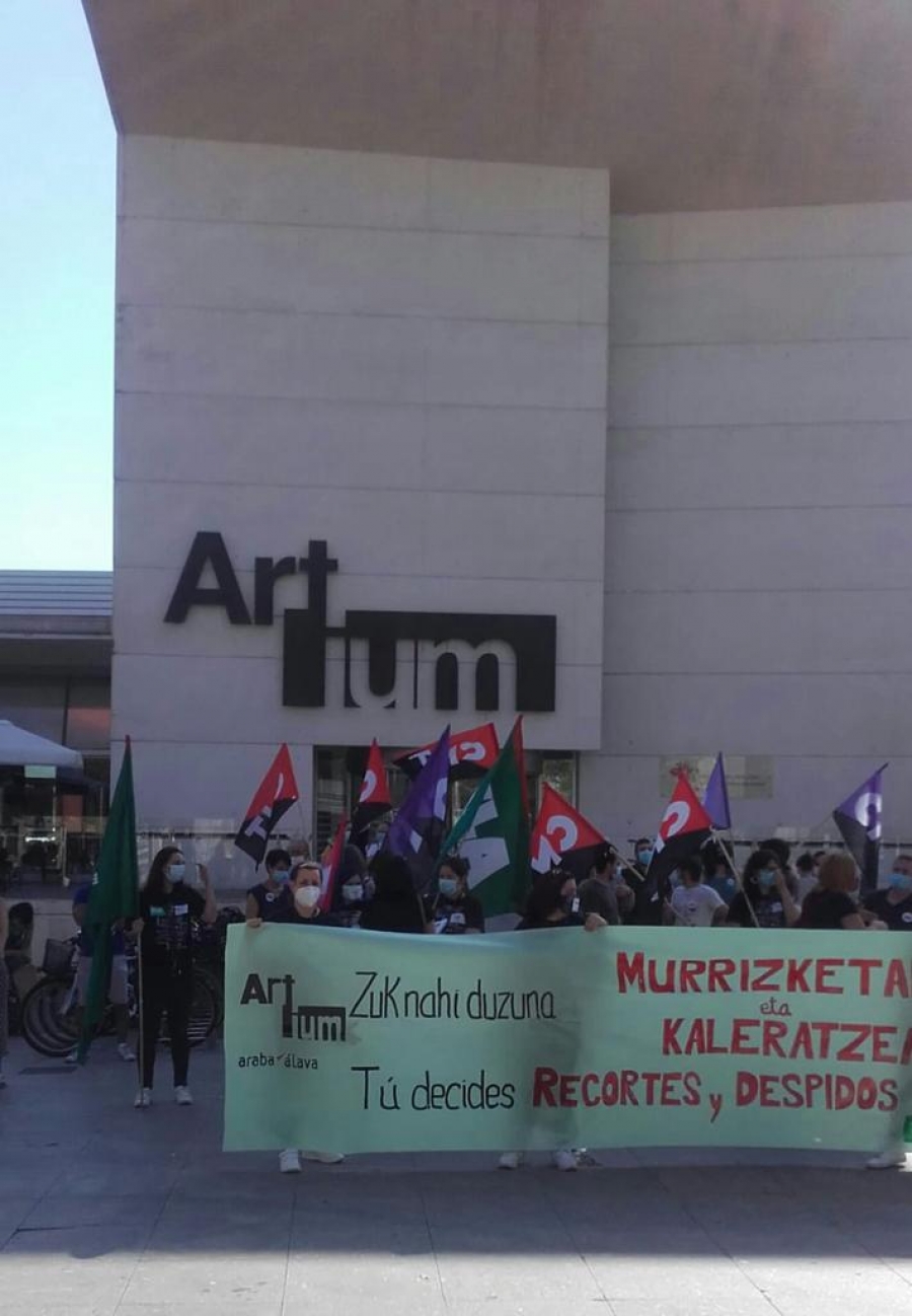 La plantilla del museo Artium irá a la huelga en septiembre