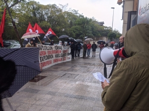 El colectivo de bomberos forales de Álava se moviliza