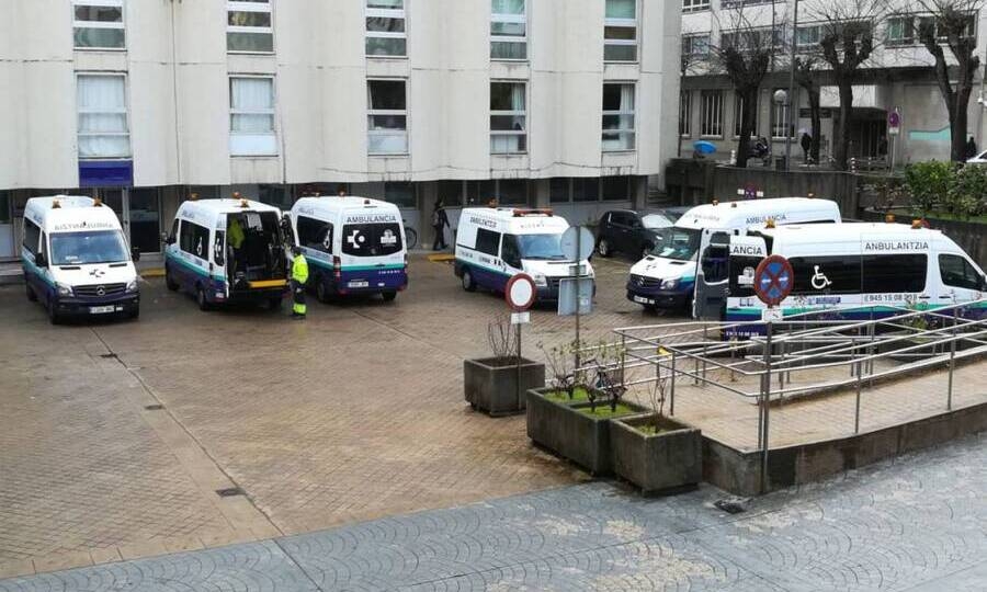 Transporte sanitario subcontratado por Osakidetza logra las vacunaciones exigidas